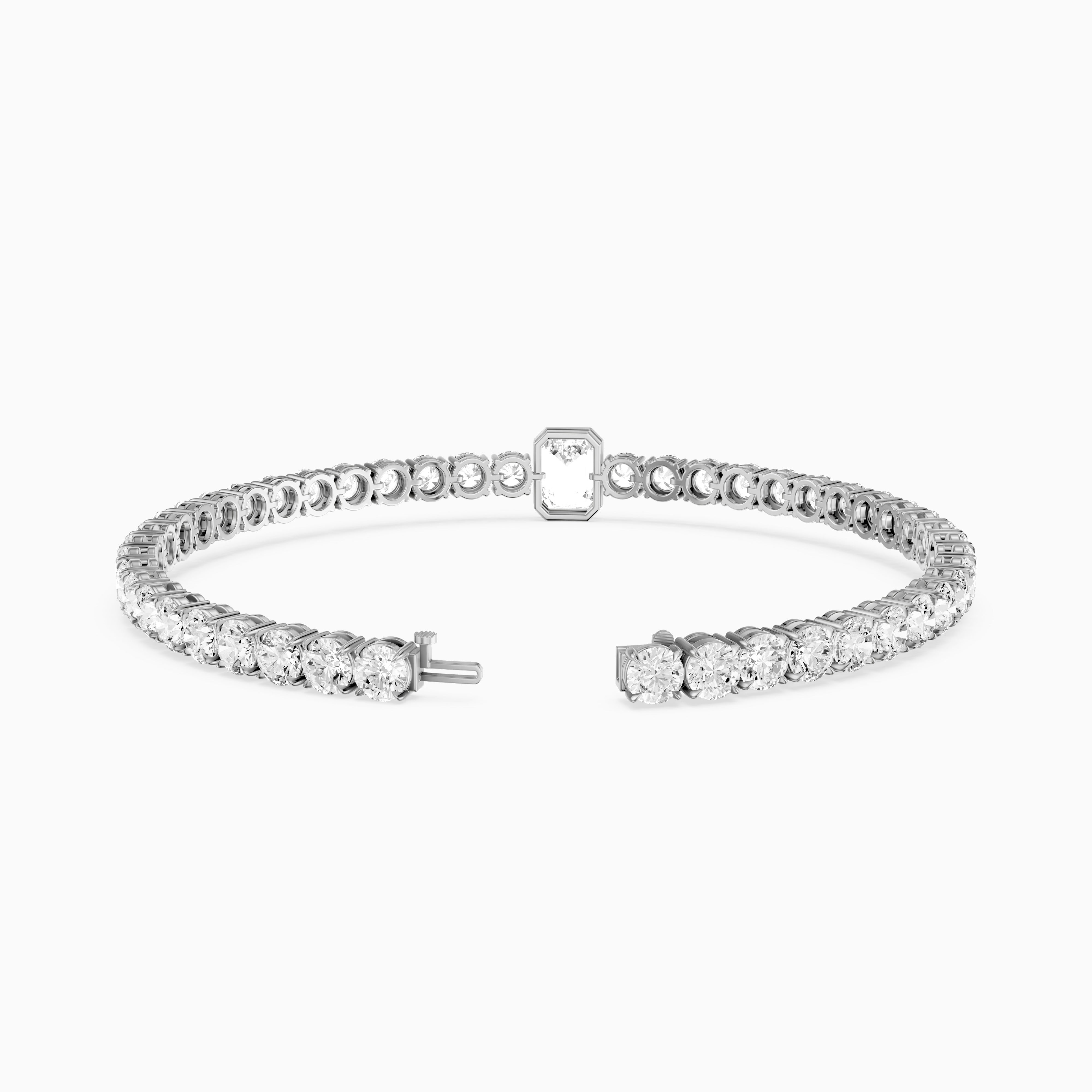 Greta Emerald Cut Lab Grown Diamond Single Station Tennis Bracelet