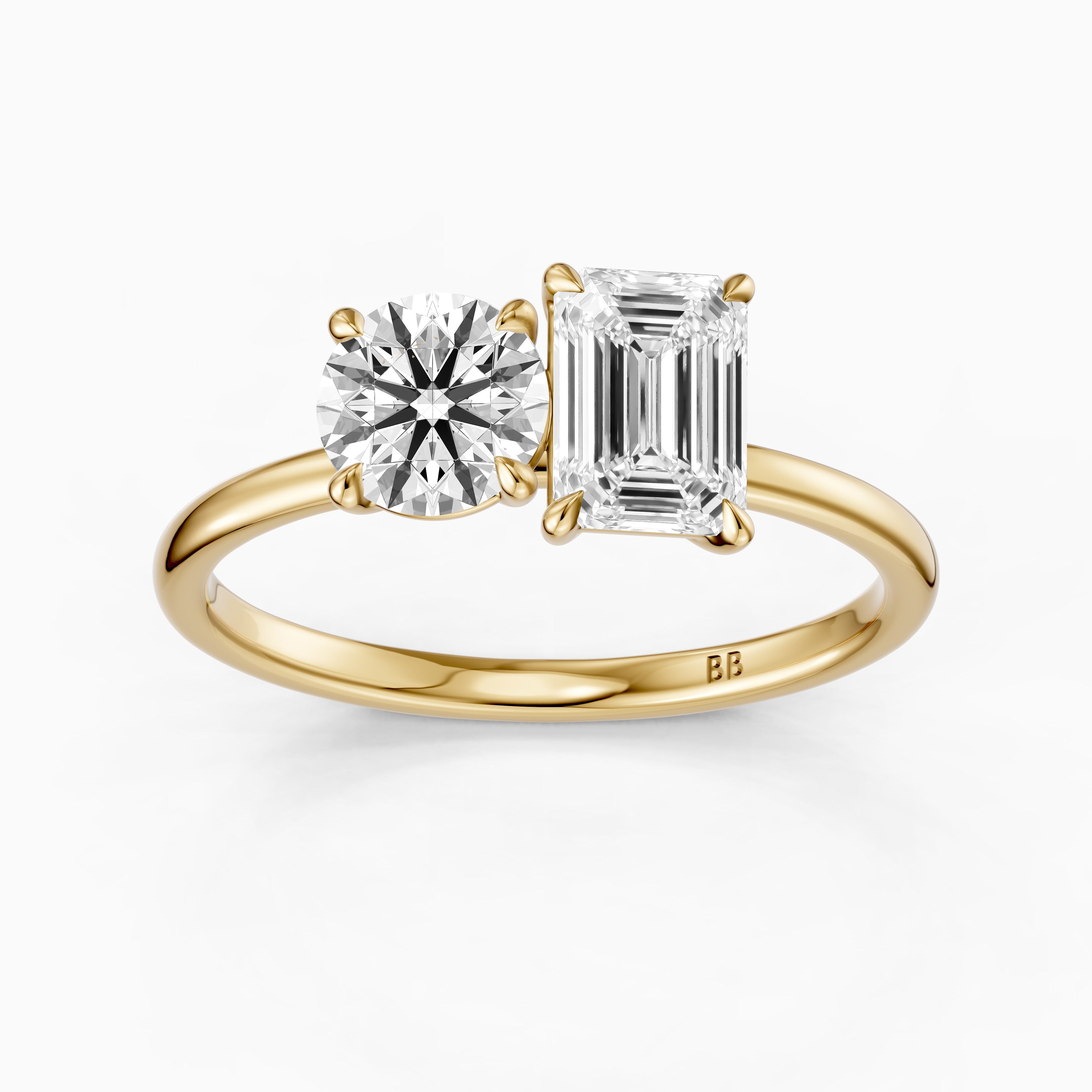 Ayslee Toi Et Moi Engagement Ring With Round and Emerald Cut Moissanite Diamonds