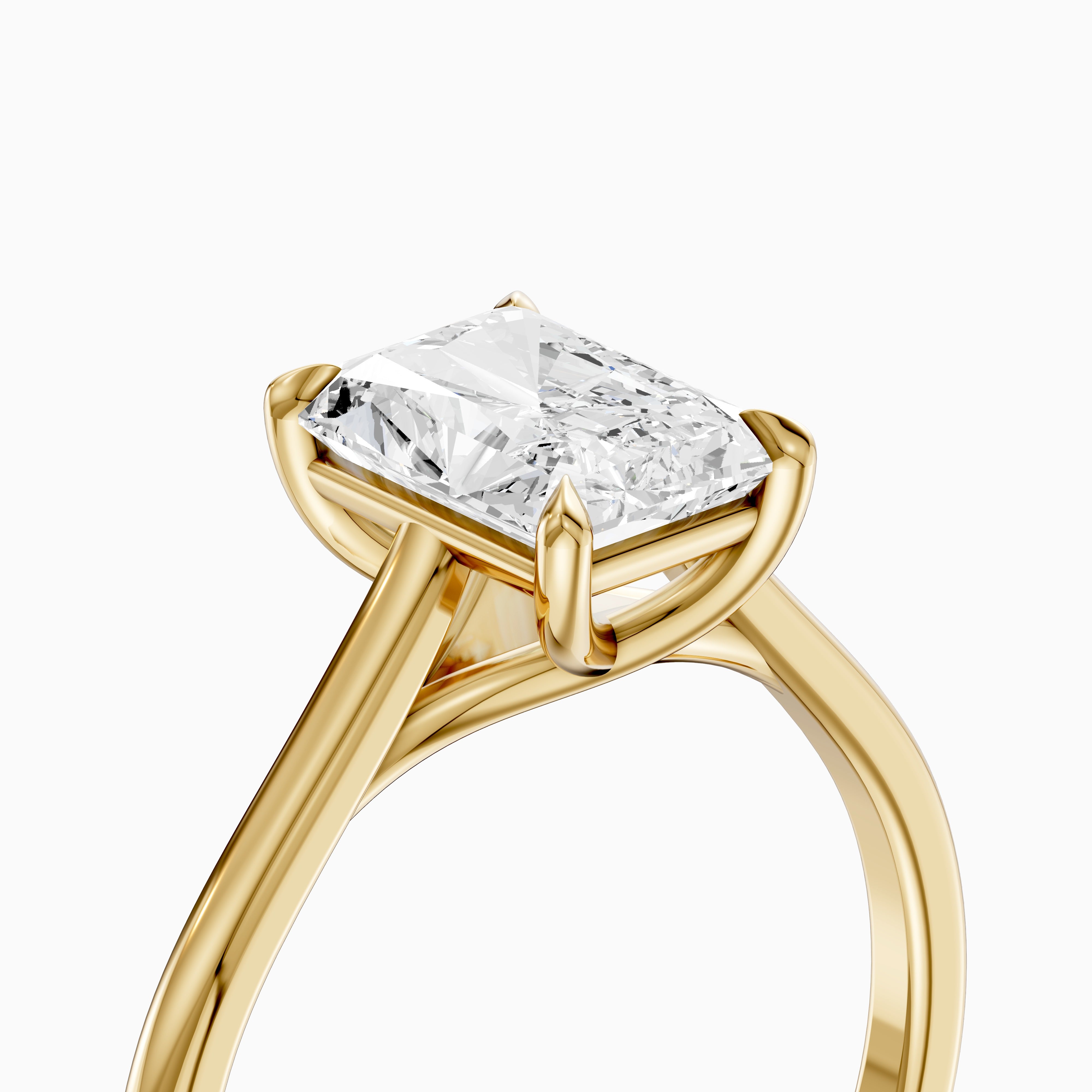 Sophia 4 Prong Radiant Cut Solitaire Moissanite Diamond Ring
