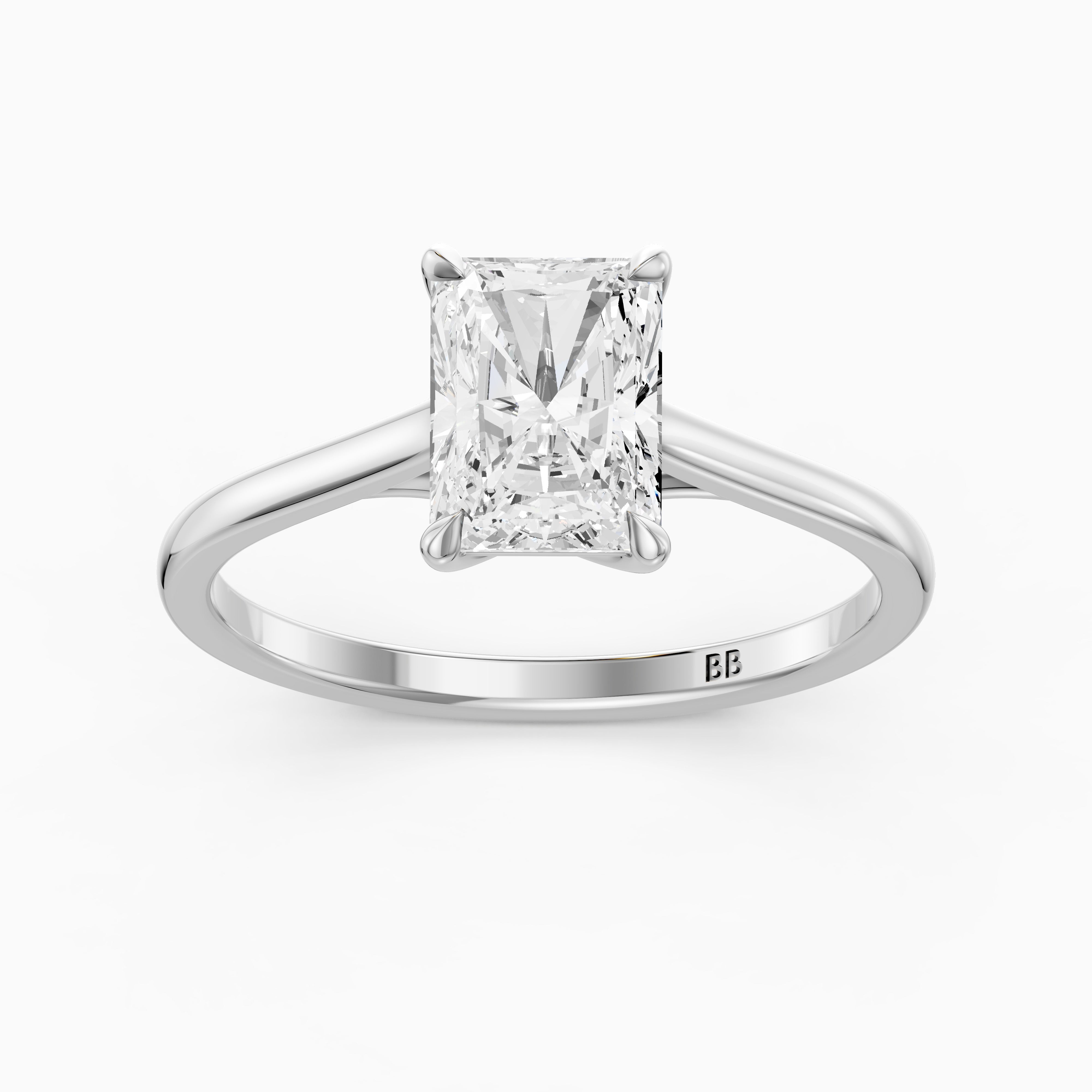 Sophia 4 Prong Radiant Cut Solitaire Moissanite Diamond Ring
