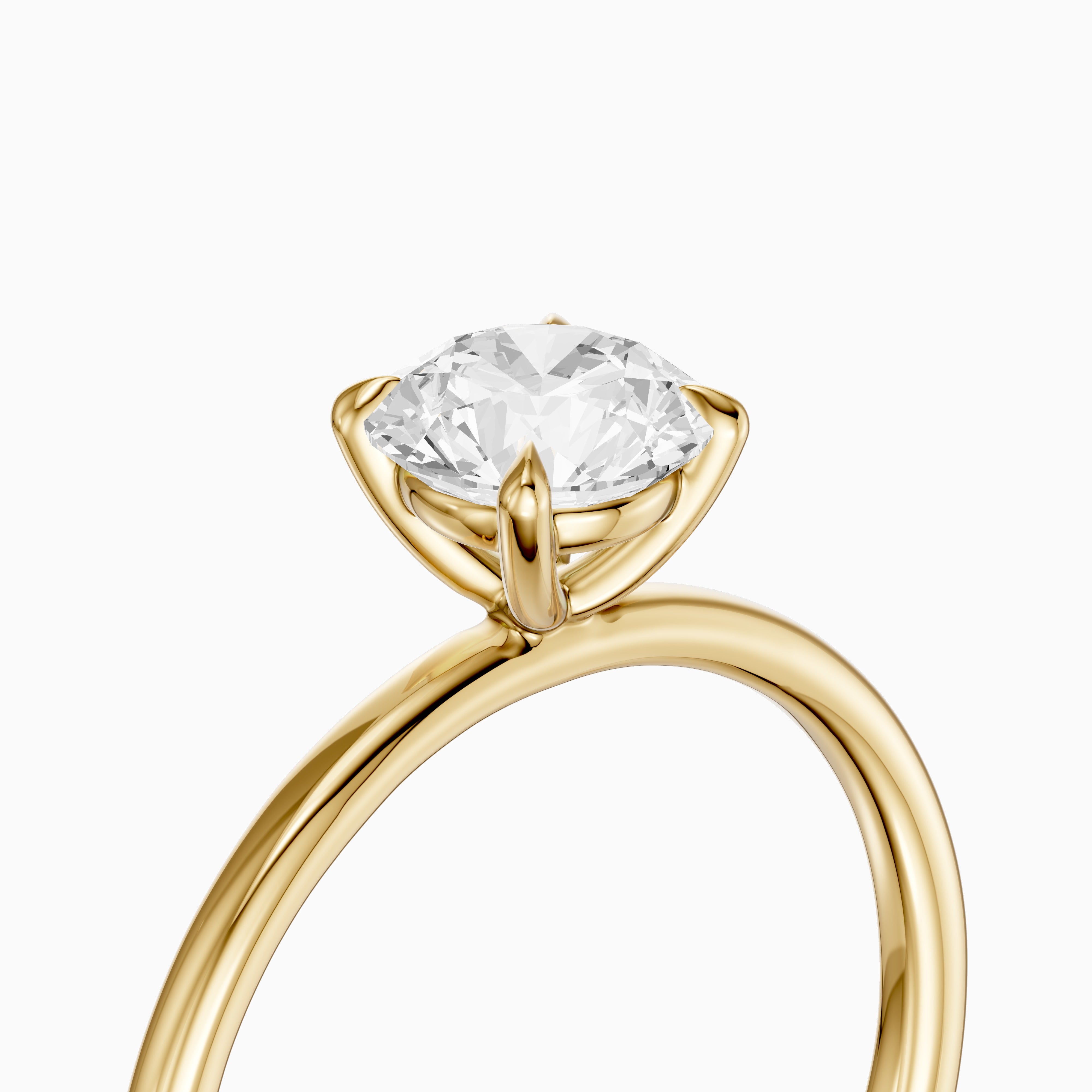 Jennah 4 Prong Round Cut Solitaire Moissanite Diamond Ring