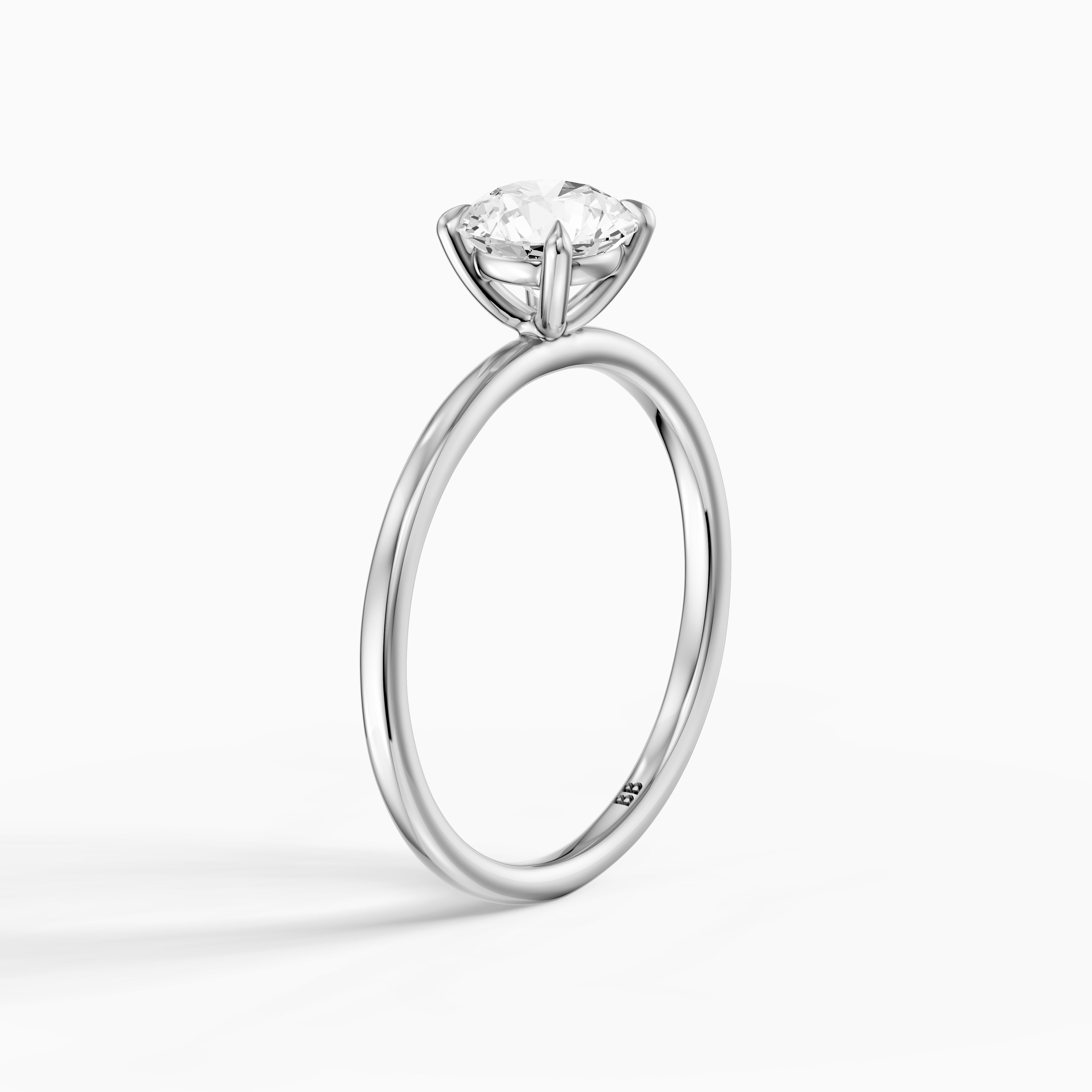 Jennah 4 Prong Round Cut Solitaire Moissanite Diamond Ring