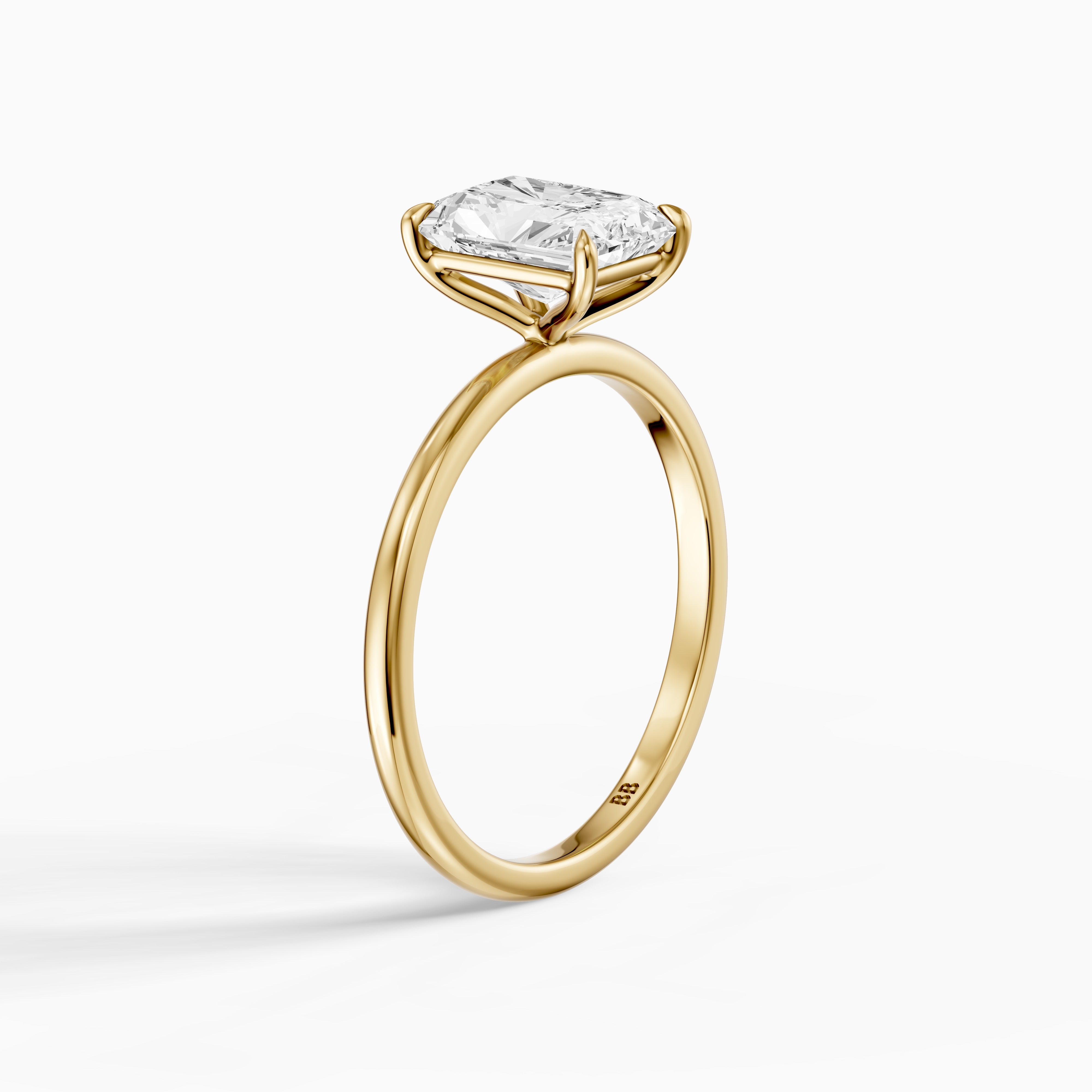 Clarie 4 Prong Radiant Cut Solitaire Moissanite Diamond Ring