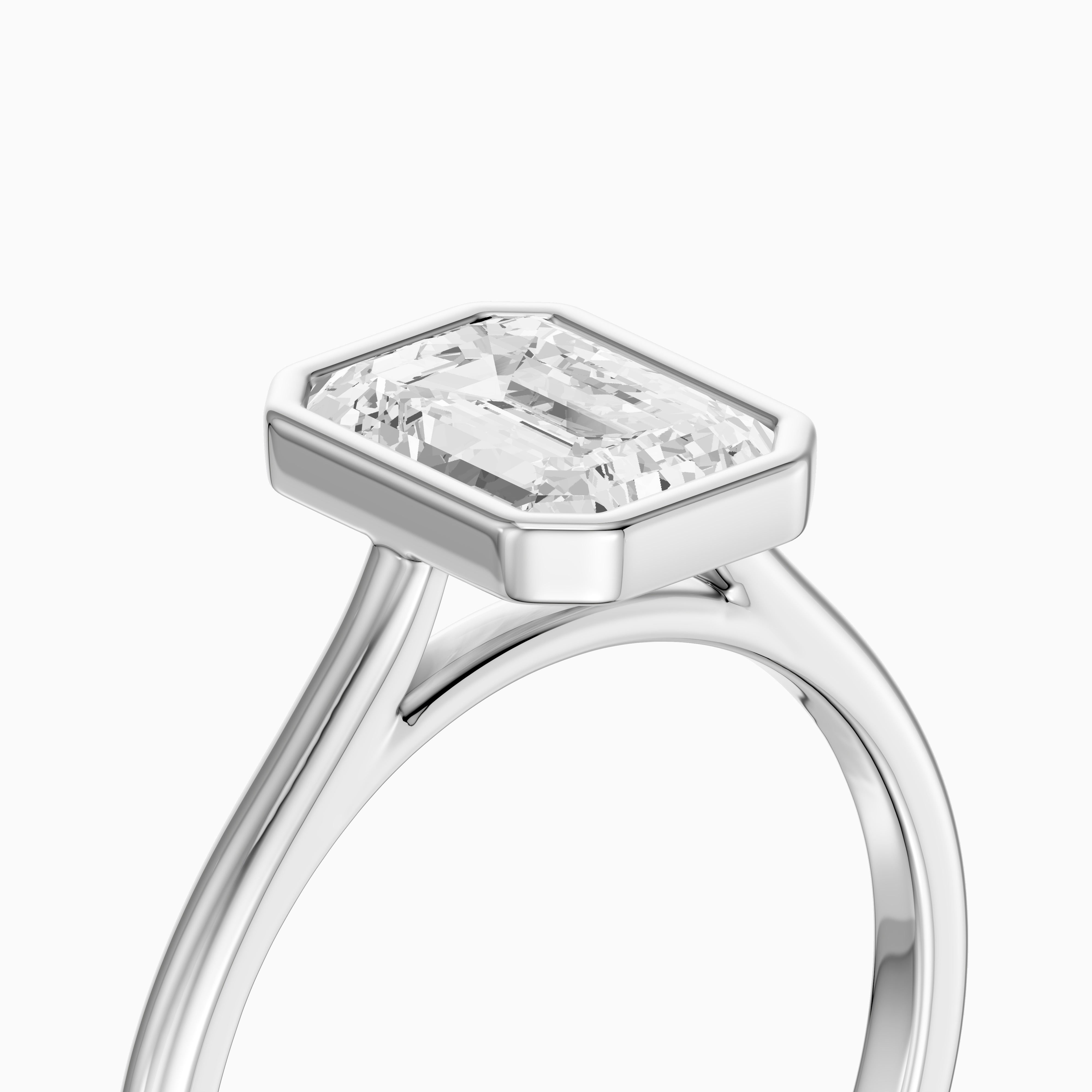 Keyara 4 Prong Emerald Bezel Set Moissanite Diamond Ring