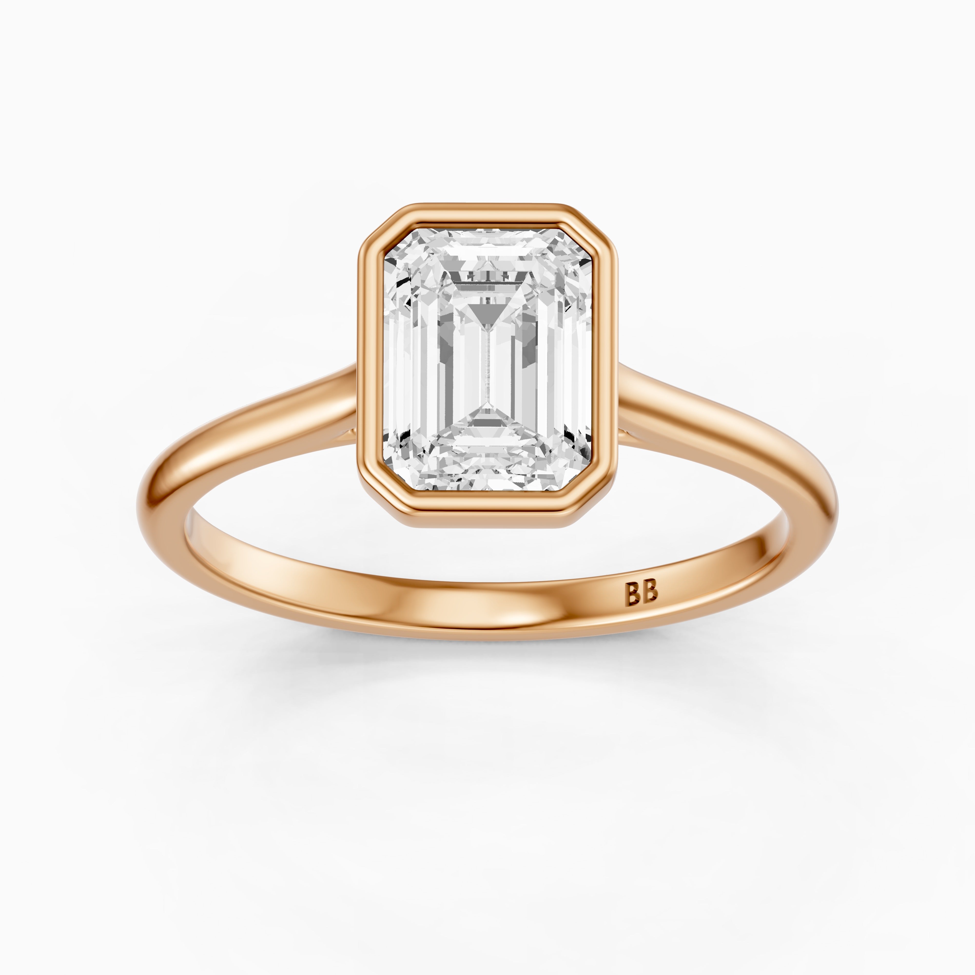 Keyara 4 Prong Emerald Bezel Set Moissanite Diamond Ring