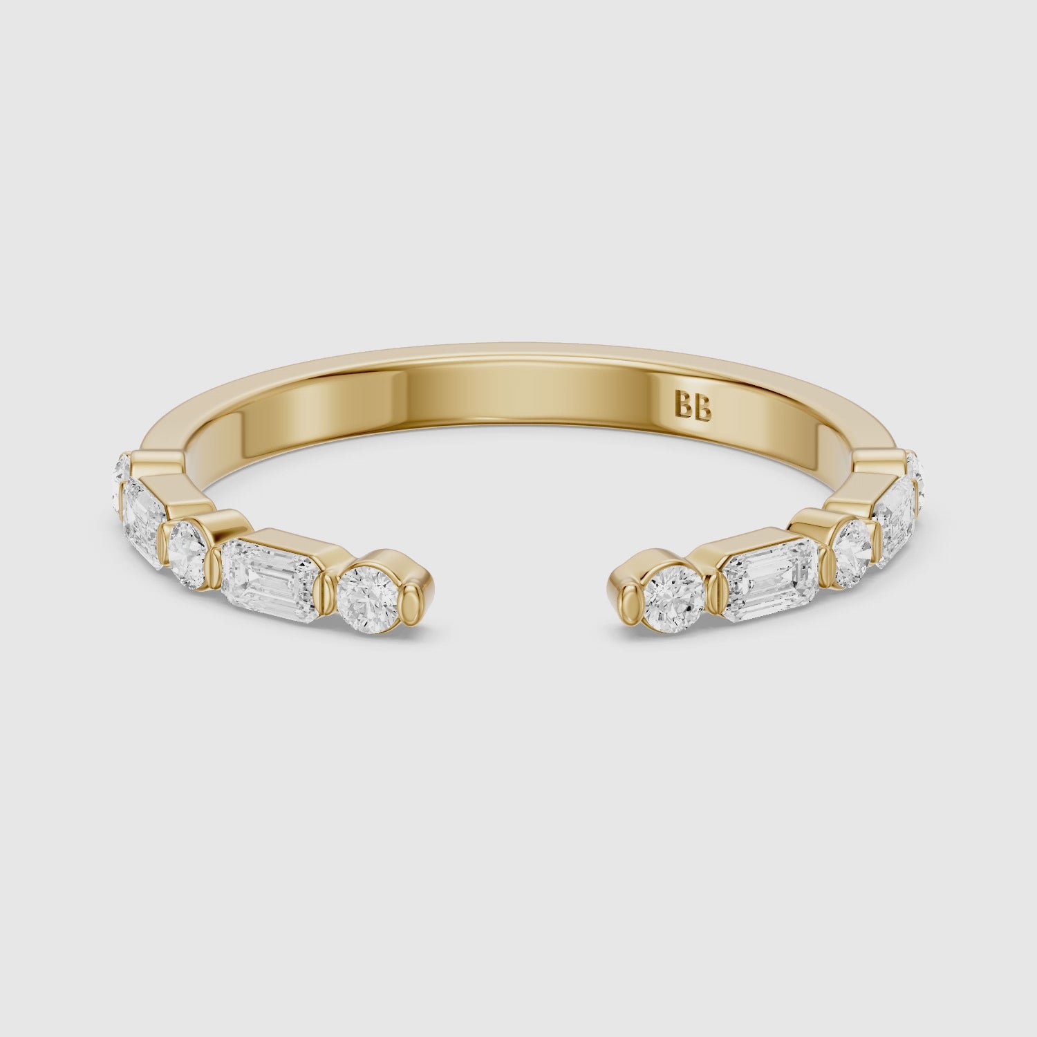 Load video: Thea Alternating Round And Emerald Cut Lab Grown Diamond Open Wedding Band