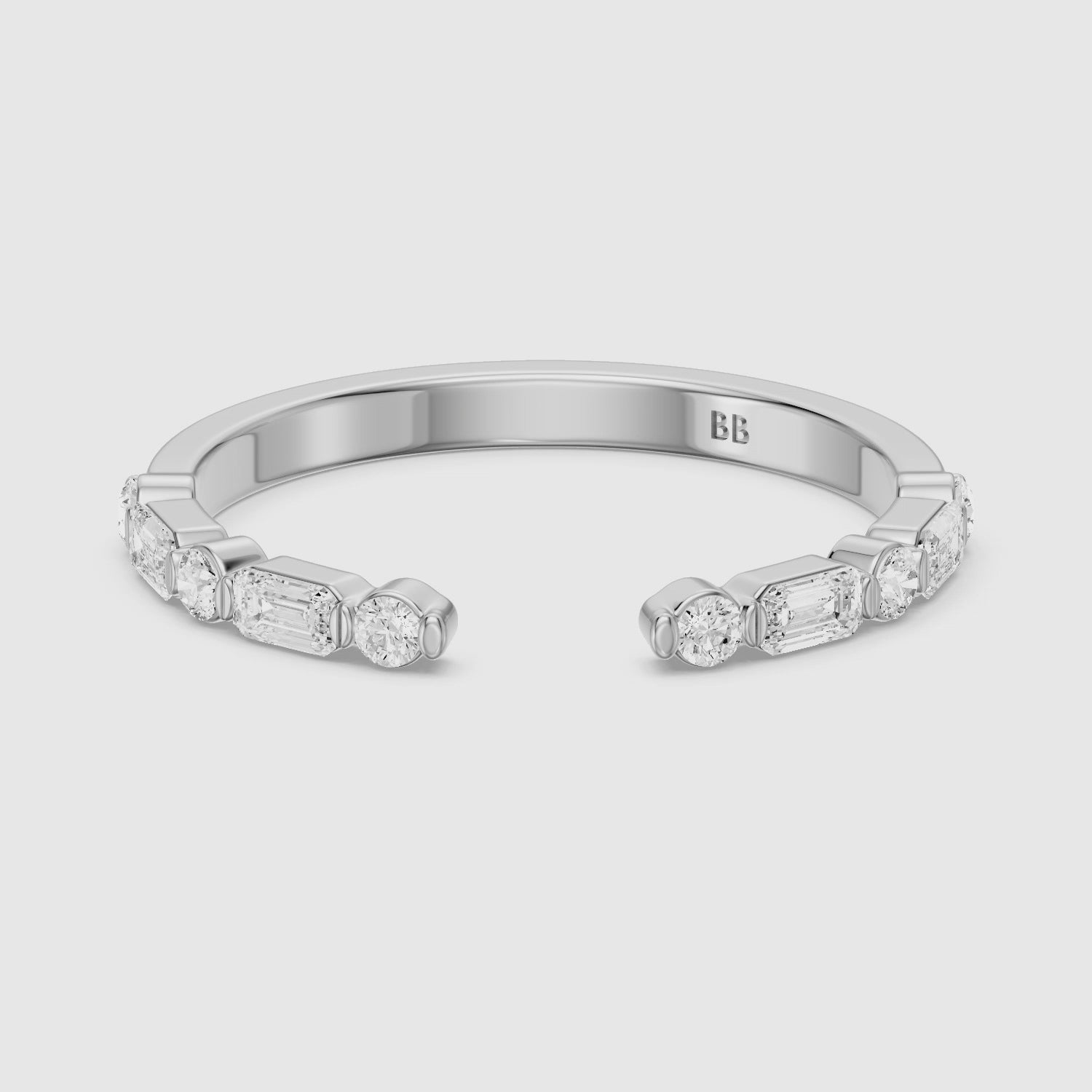 Load video: Thea Alternating Round And Emerald Cut Lab Grown Diamond Open Wedding Band