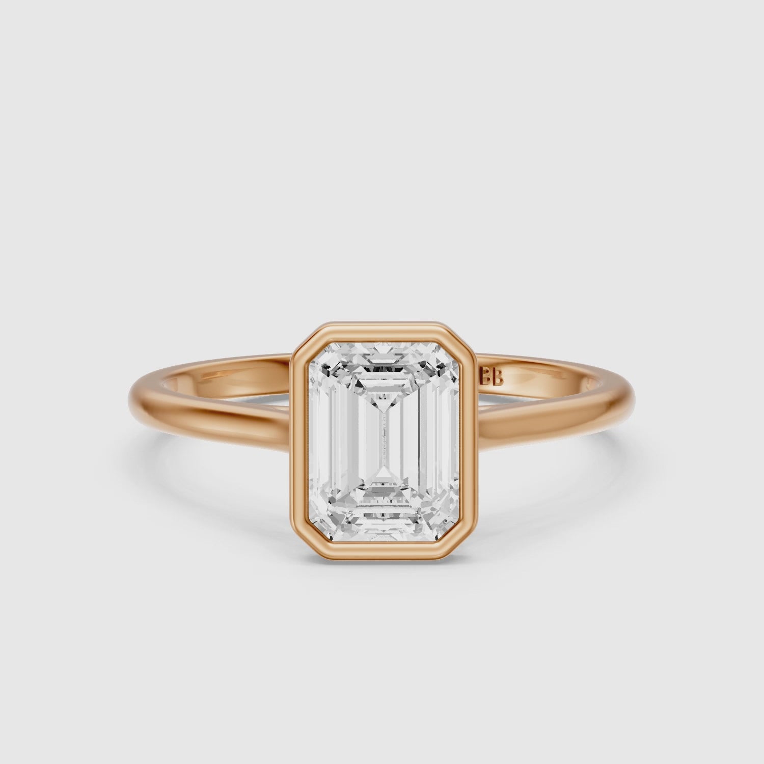 Load video: Keyara 4 Prong Emerald Bezel Set Lab Grown Diamond Ring