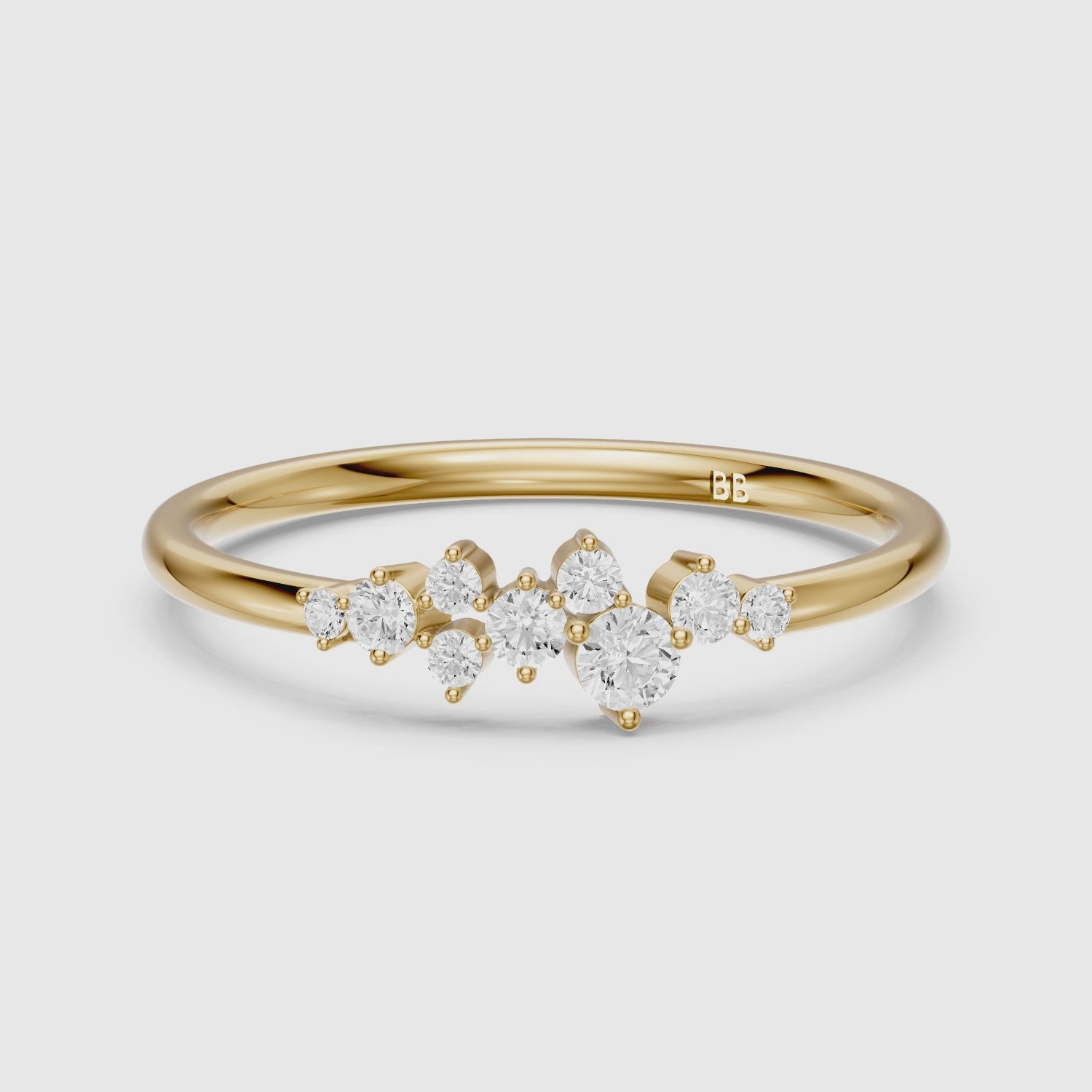 Load video: Rihanna Round Shape Cluster Lab Grown Diamond Wedding Band